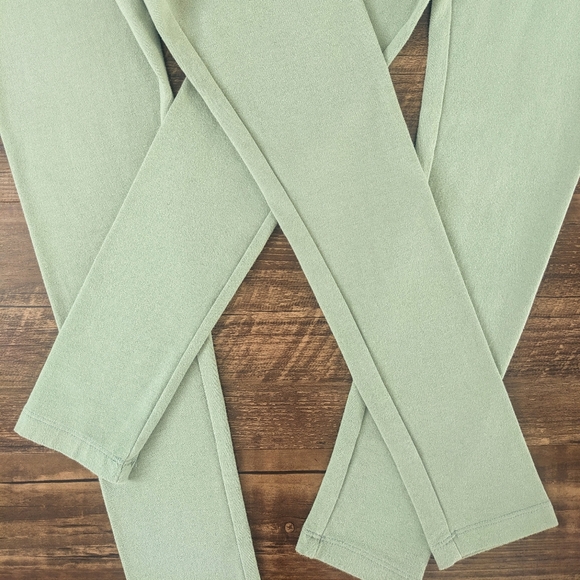 Cat & Jack 2 Pairs of Leggings - Picture 5 of 10